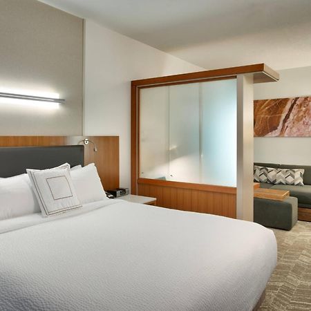 Springhill Suites By Marriott ורנל מראה חיצוני תמונה