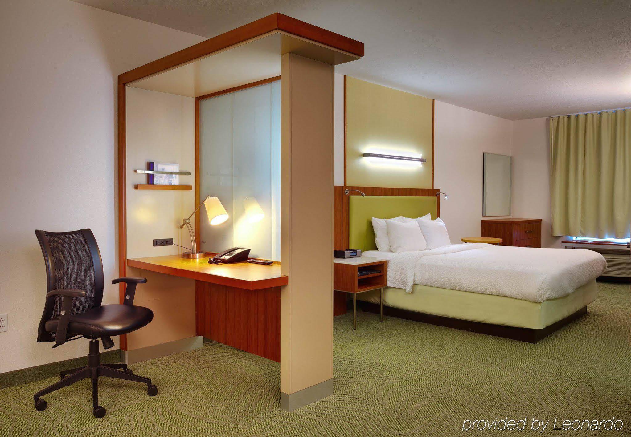 Springhill Suites By Marriott ורנל מראה חיצוני תמונה