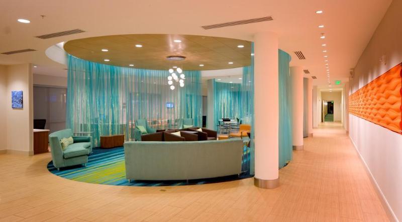 Springhill Suites By Marriott ורנל מראה חיצוני תמונה