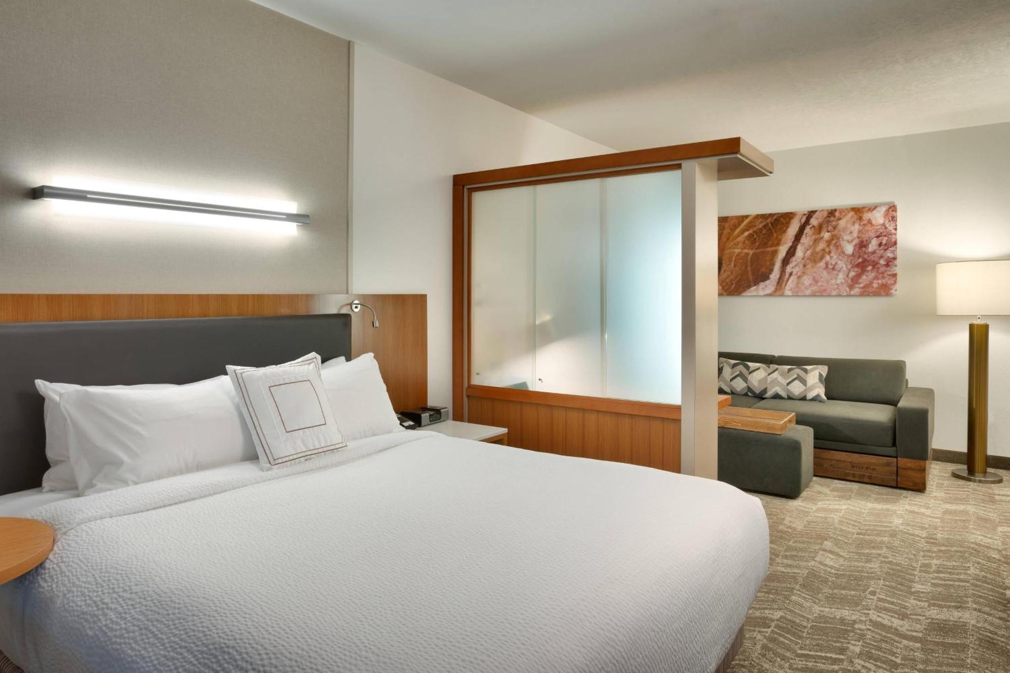 Springhill Suites By Marriott ורנל מראה חיצוני תמונה