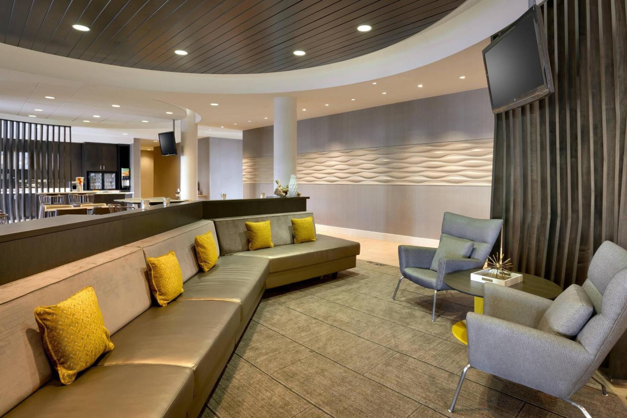 Springhill Suites By Marriott ורנל מראה חיצוני תמונה