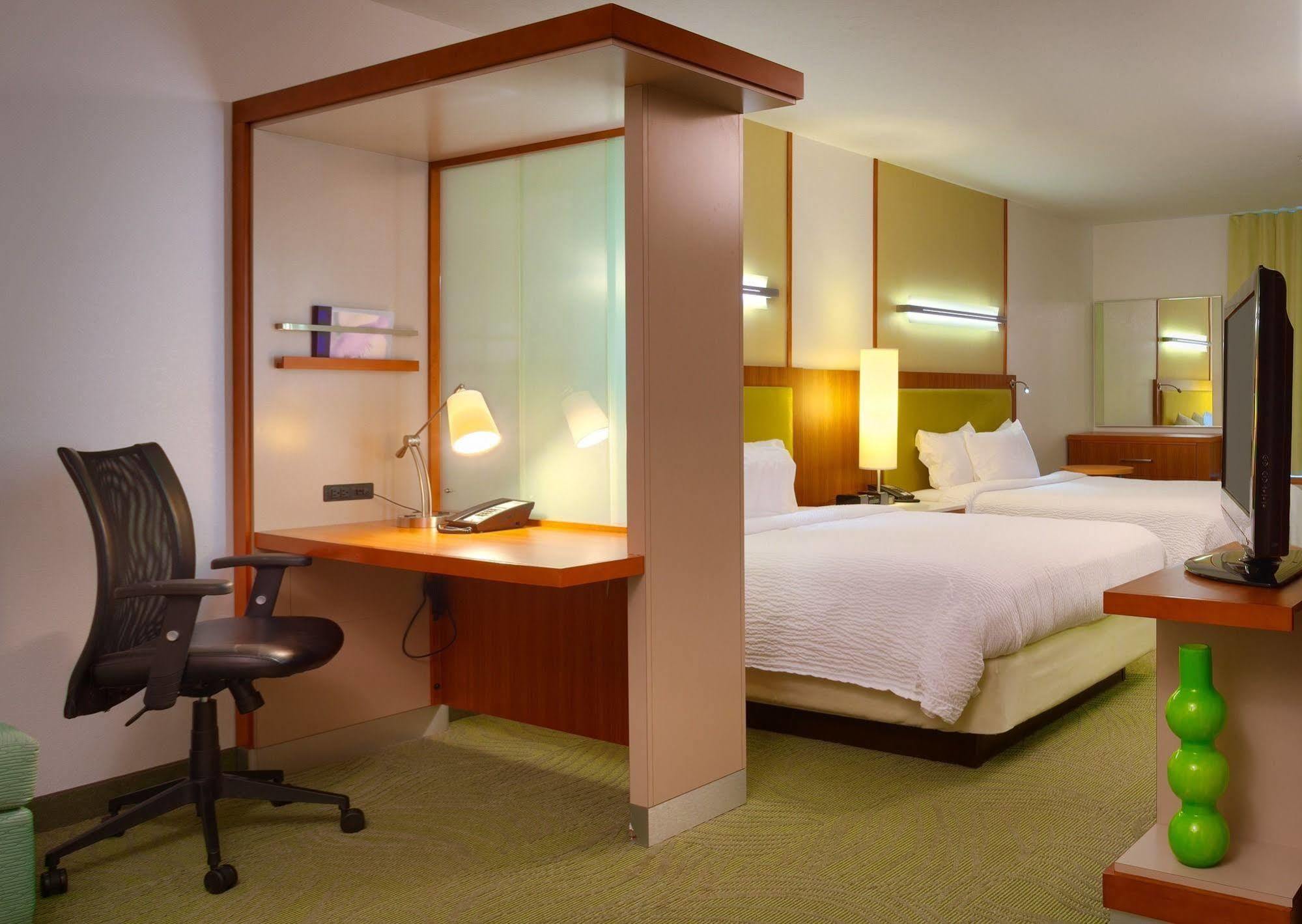 Springhill Suites By Marriott ורנל מראה חיצוני תמונה